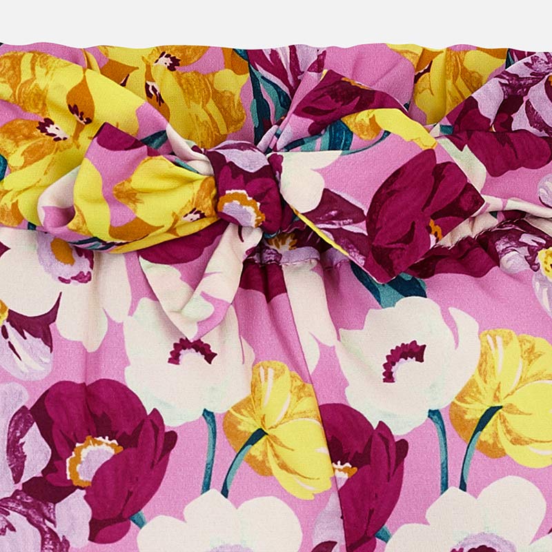 Luźne spodnie w kwiaty kolor Orchidea Mayoral dla dziewczynki